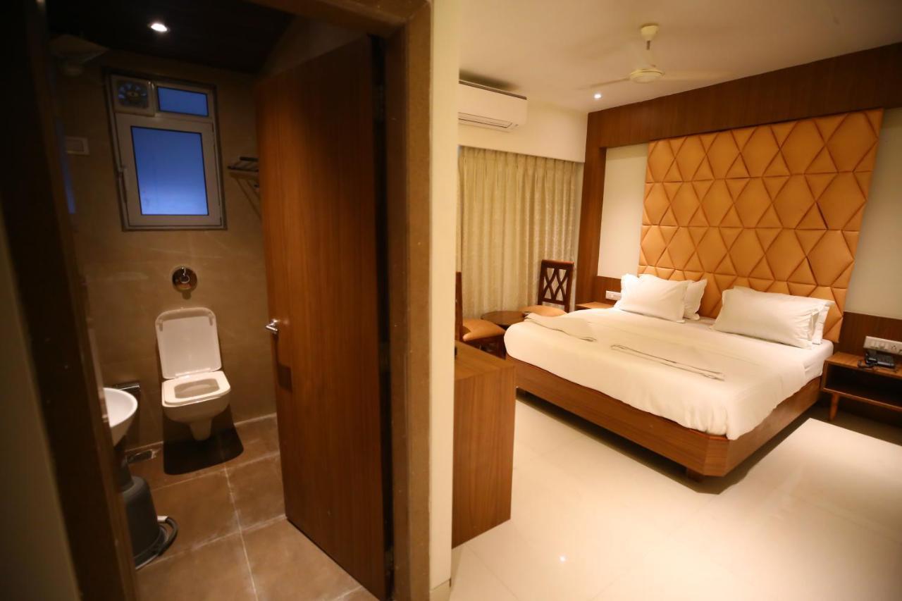 Hotel Dream Residency Nova Bombaim Exterior foto
